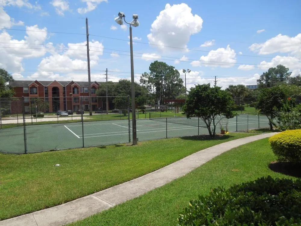 4708 WALDEN CIRCLE #1812 Orlando, FL 32811