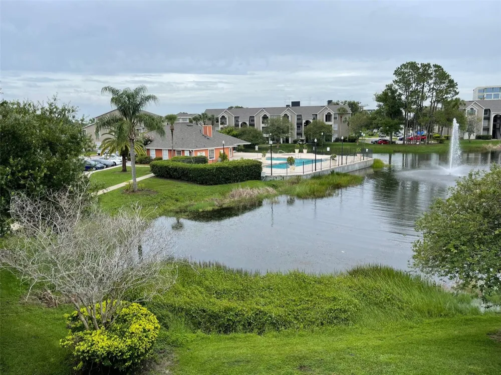 4708 WALDEN CIRCLE #1812 Orlando, FL 32811