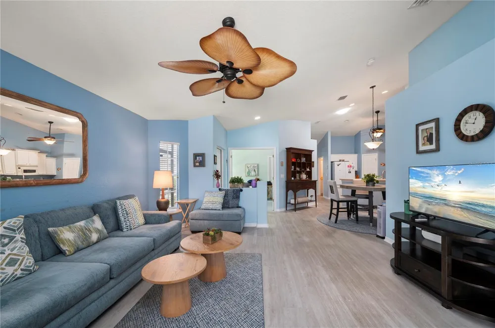 3541 LAKEWOOD BOULEVARD North Port, FL 34287