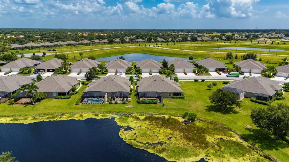3541 LAKEWOOD BOULEVARD North Port, FL 34287