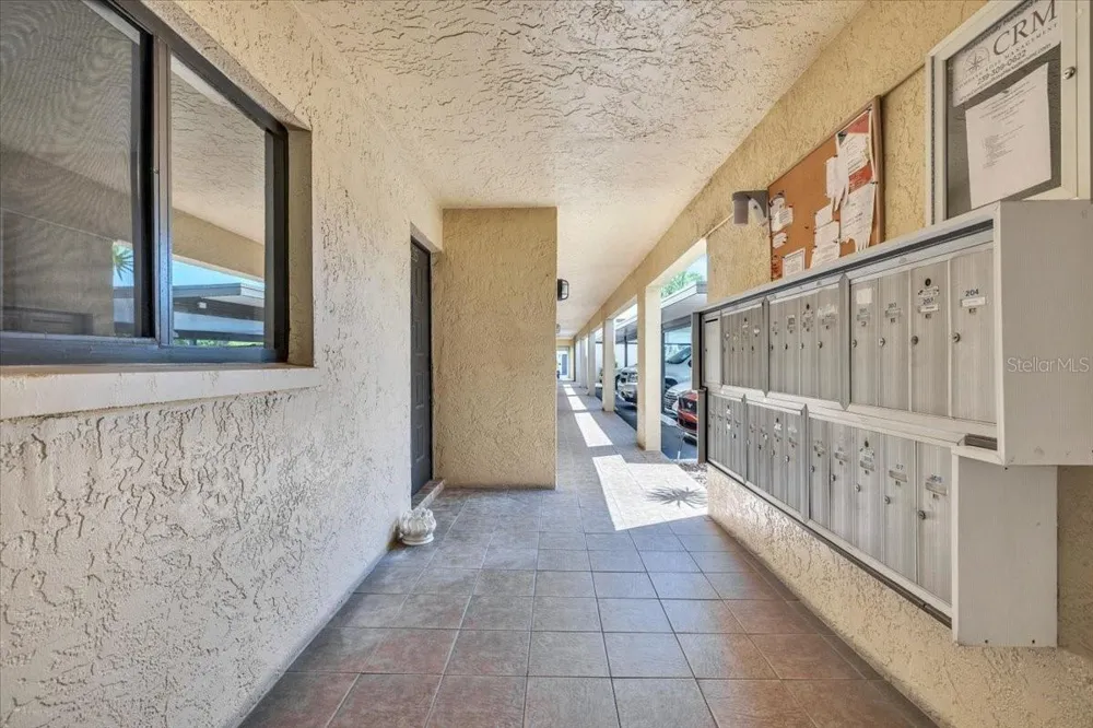 4719 SE 17TH PLACE #105 Cape Coral, FL 33904