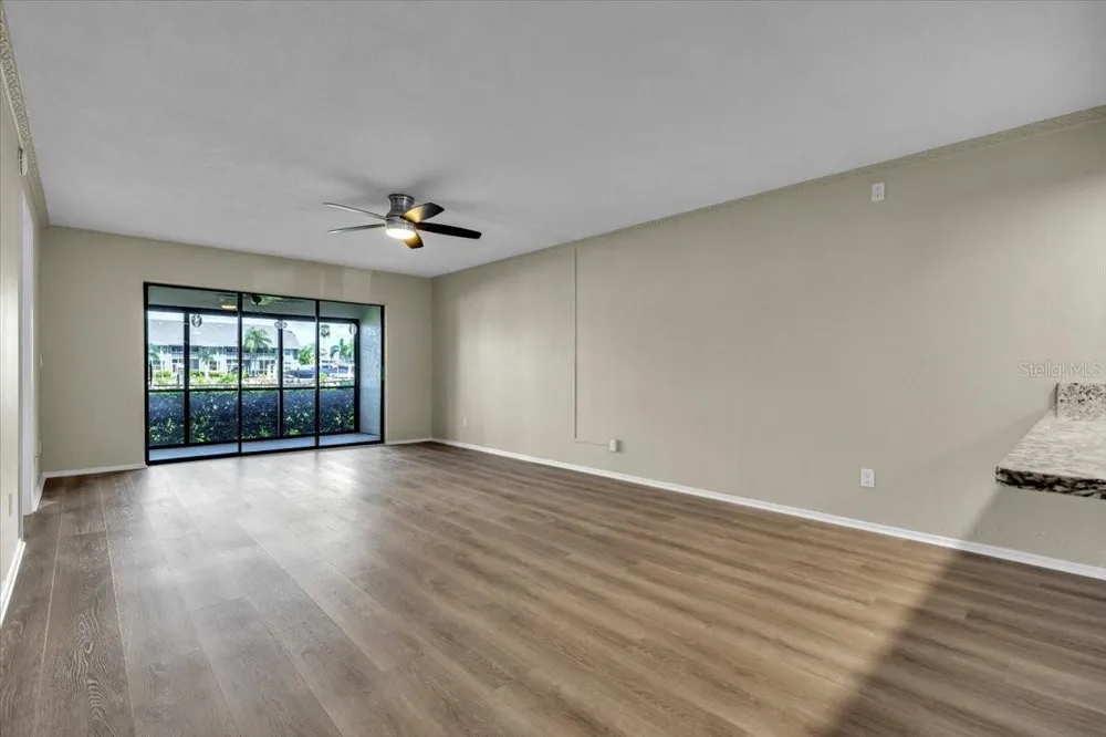 4719 SE 17TH PLACE #105 Cape Coral, FL 33904
