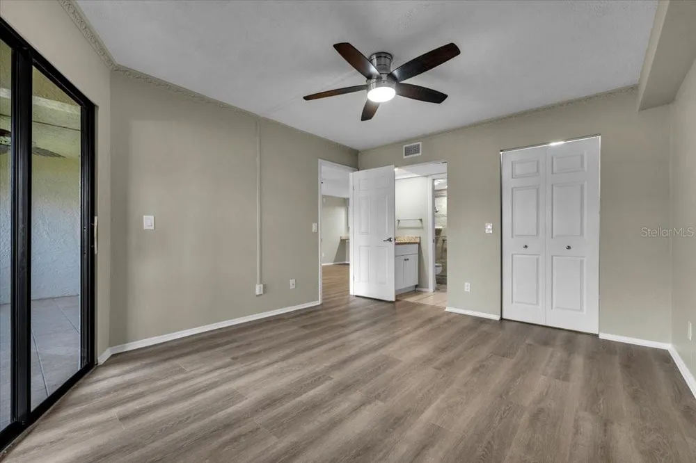 4719 SE 17TH PLACE #105 Cape Coral, FL 33904