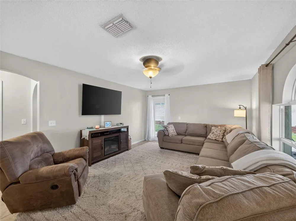 2970 BONKIRK DRIVE Deltona, FL 32738