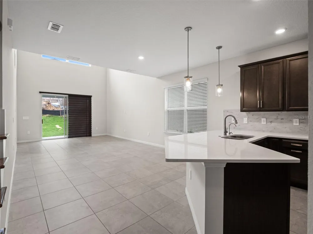 2865 HIGH POINTE STREET Clermont, FL 34711