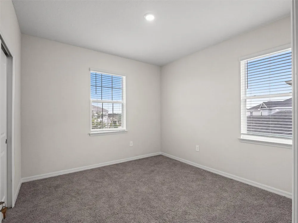 2865 HIGH POINTE STREET Clermont, FL 34711