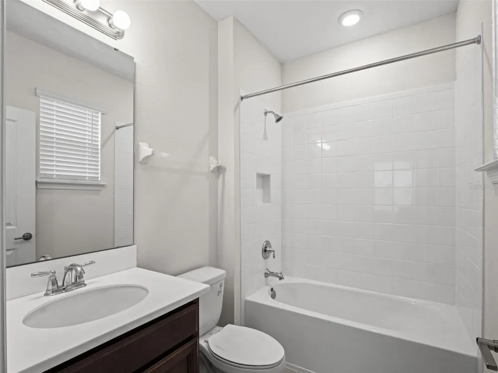 2865 HIGH POINTE STREET Clermont, FL 34711