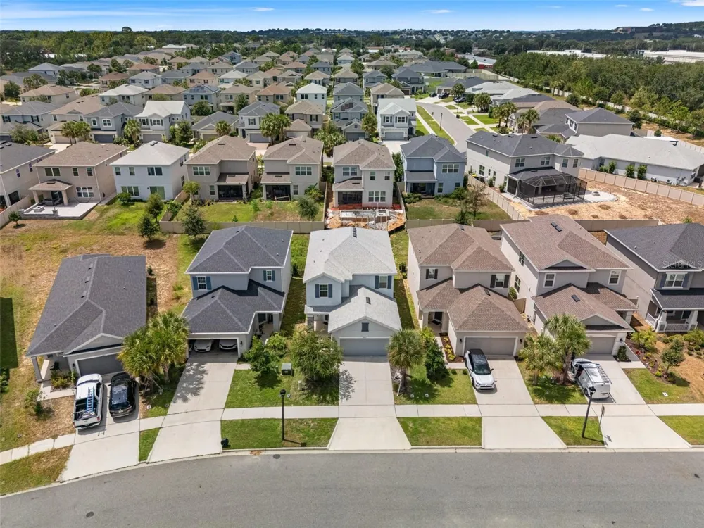2865 HIGH POINTE STREET Clermont, FL 34711