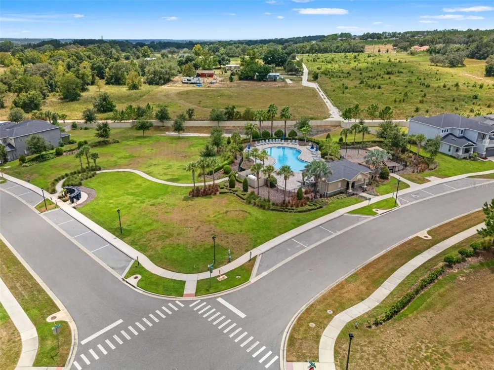 2865 HIGH POINTE STREET Clermont, FL 34711