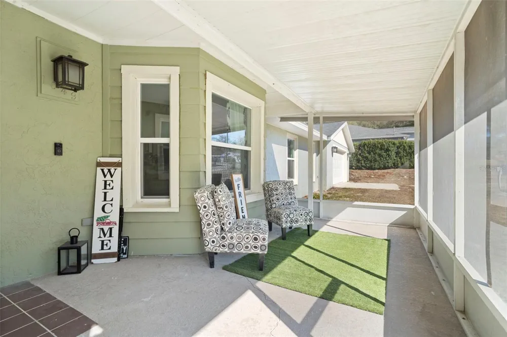 1049 W NEW YORK AVENUE Orange City, FL 32763