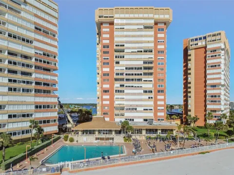 17900 GULF BOULEVARD #15D