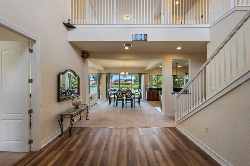 11015 MOBBERLEY CIRCLE Orlando, FL 32832