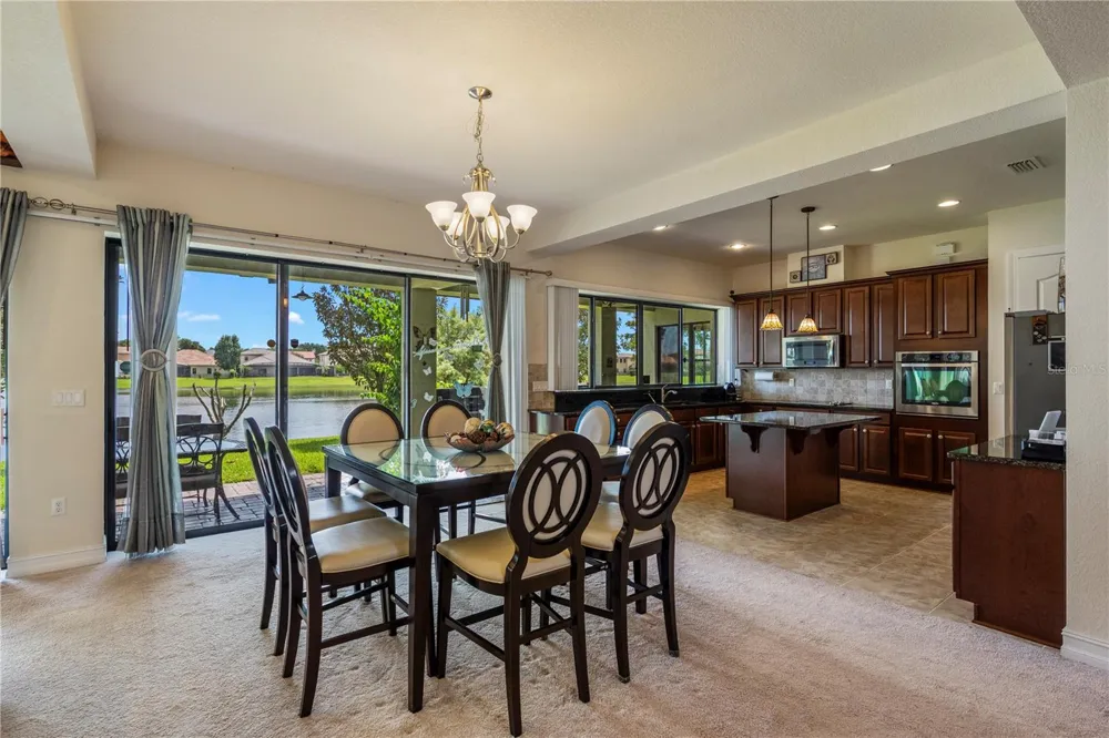 11015 MOBBERLEY CIRCLE Orlando, FL 32832