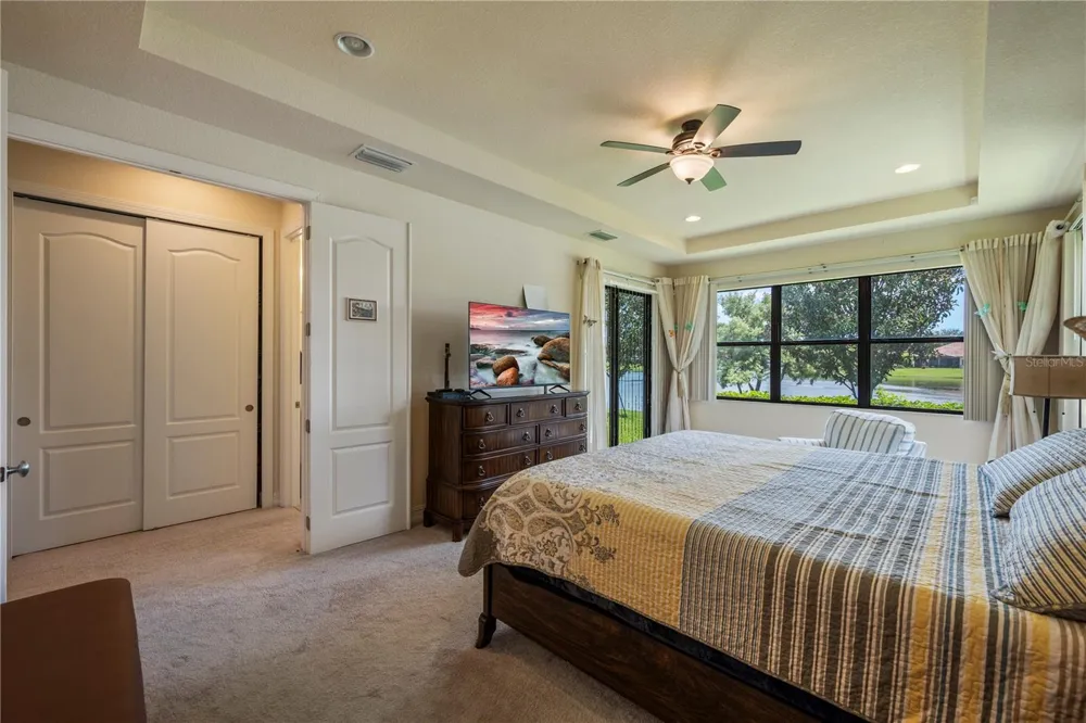 11015 MOBBERLEY CIRCLE Orlando, FL 32832