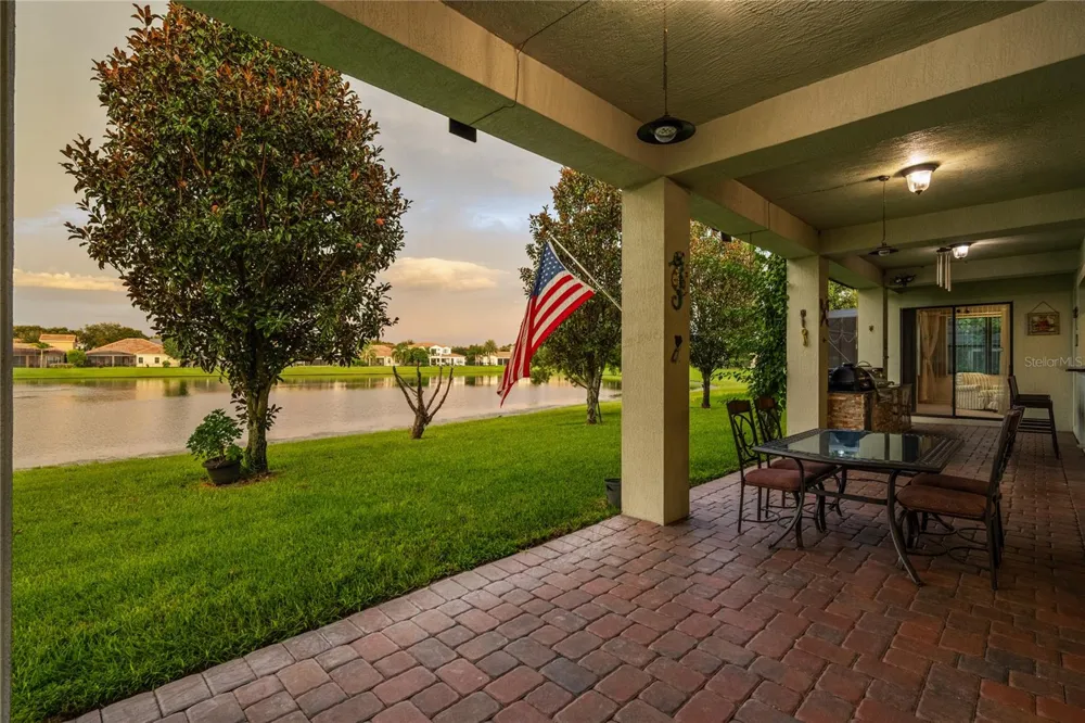 11015 MOBBERLEY CIRCLE Orlando, FL 32832