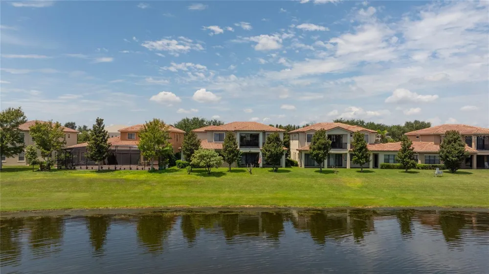 11015 MOBBERLEY CIRCLE Orlando, FL 32832