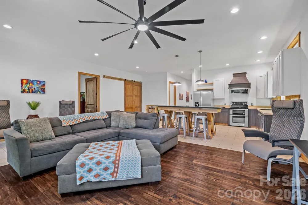 506 Silent Forest Drive Canton, NC 28716