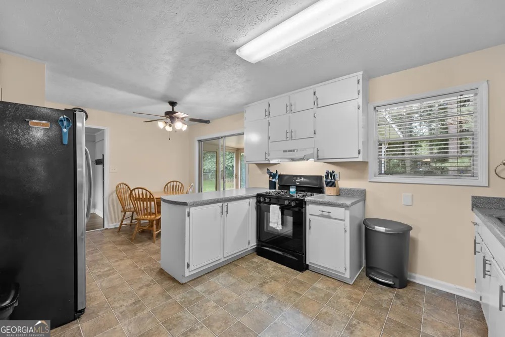 900 Carlton DR SE Conyers, GA 30094