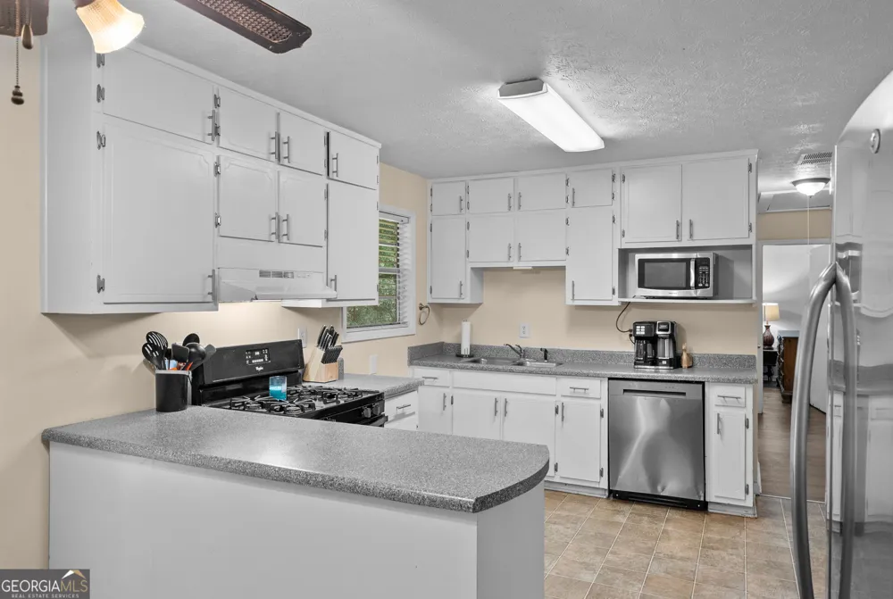 900 Carlton DR SE Conyers, GA 30094