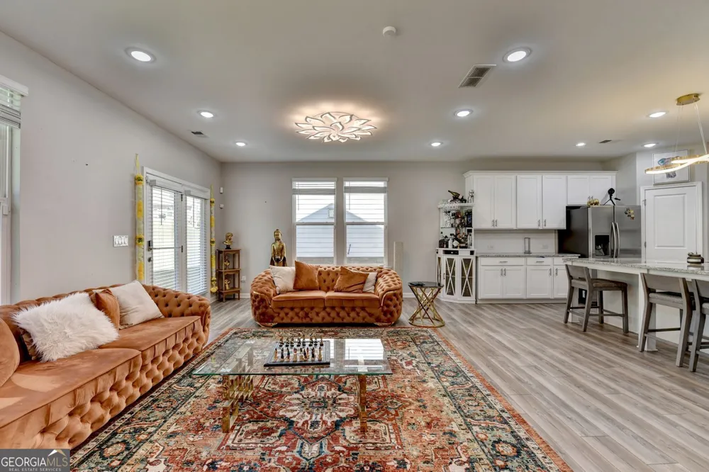 3240 Herald DR Scottdale, GA 30079
