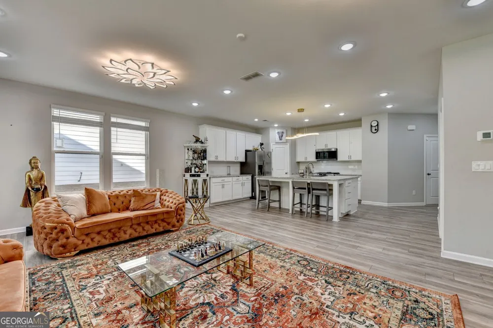 3240 Herald DR Scottdale, GA 30079