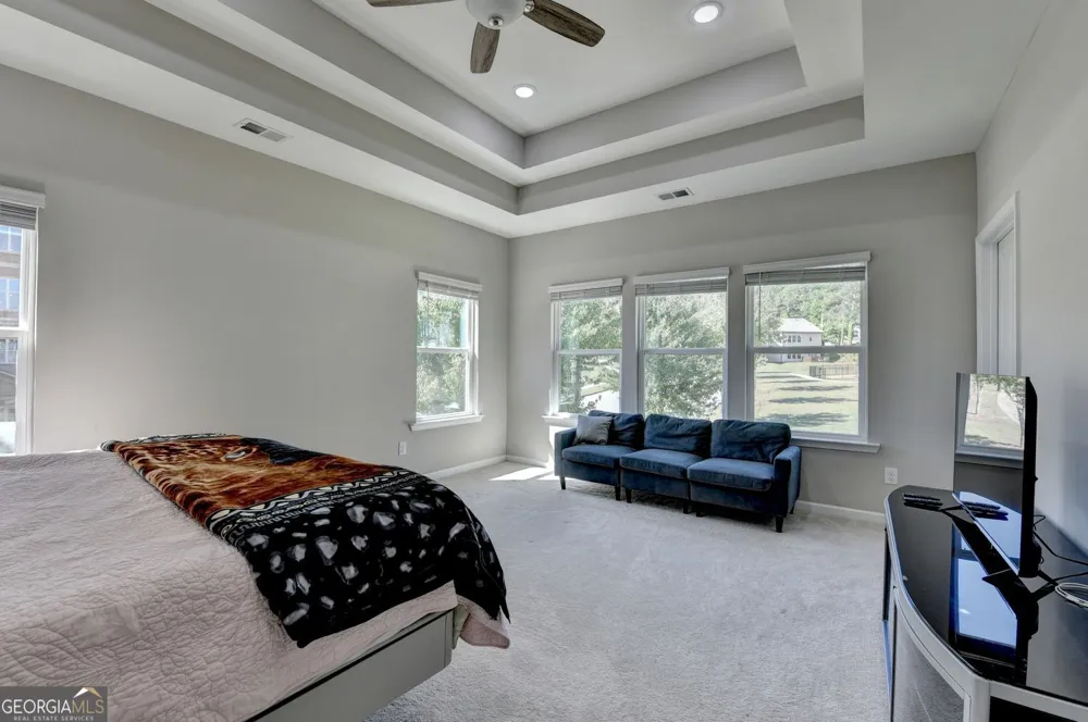 3240 Herald DR Scottdale, GA 30079