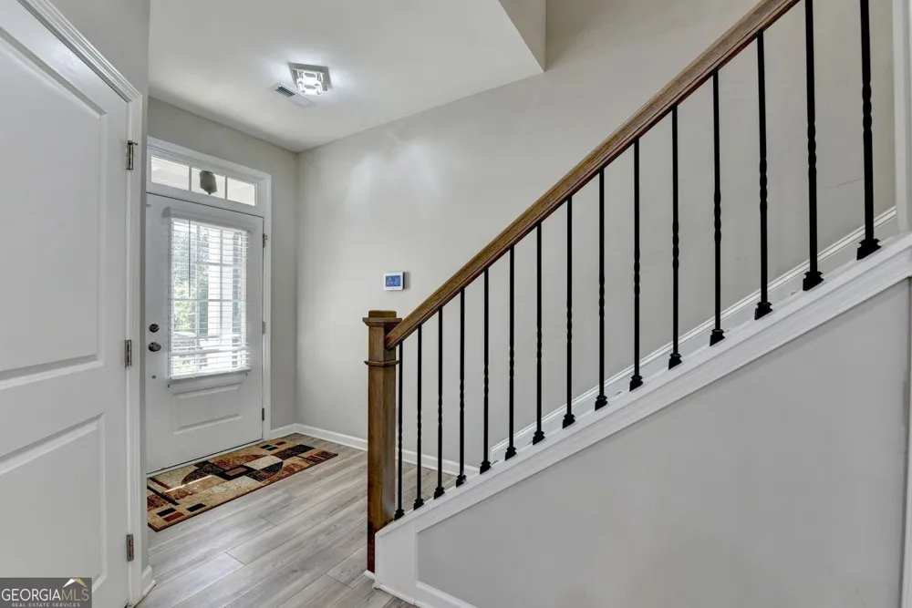 3240 Herald DR Scottdale, GA 30079