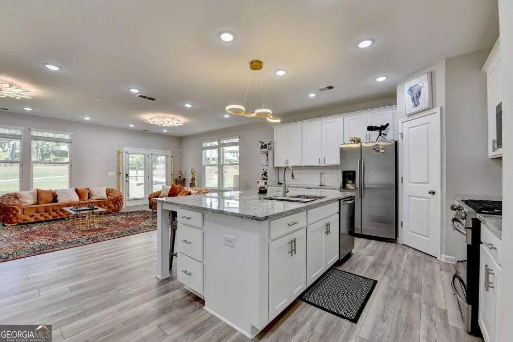 3240 Herald DR Scottdale, GA 30079