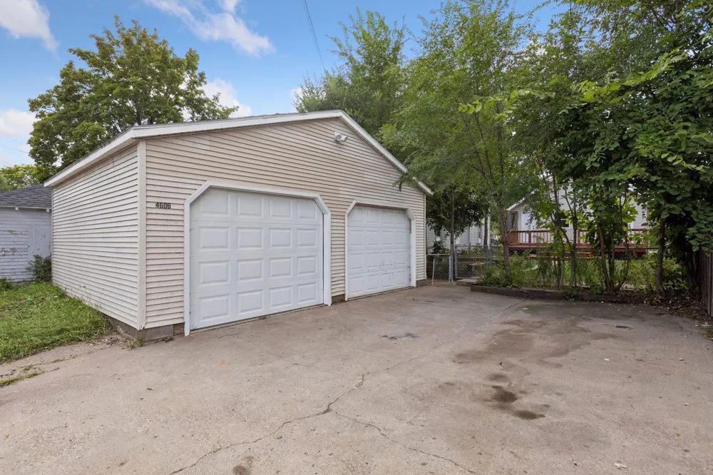 4606 Bryant Avenue Minneapolis, MN 55412