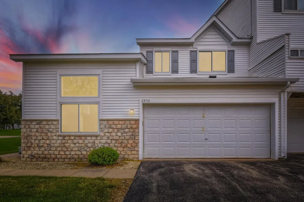 6856 Meadow Grass Lane S Cottage Grove, MN 55016
