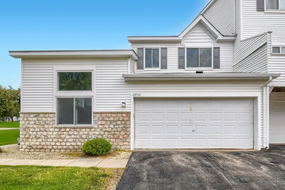 6856 Meadow Grass Lane S Cottage Grove, MN 55016