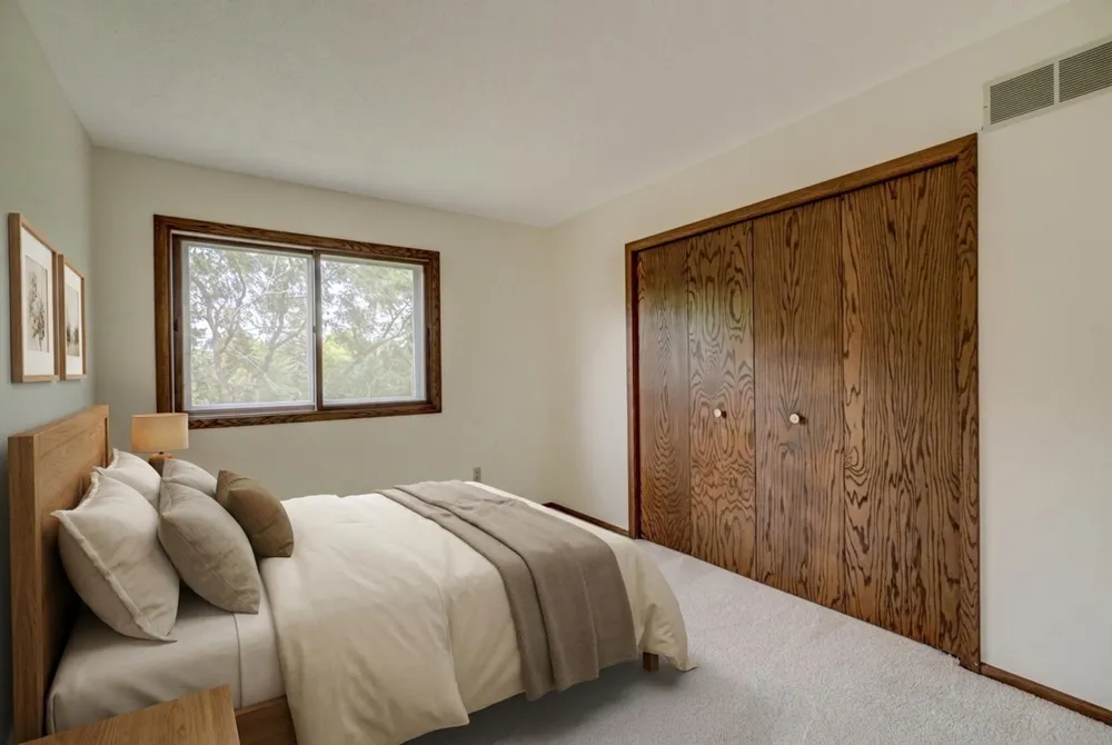 2174 Tower Court Woodbury, MN 55125