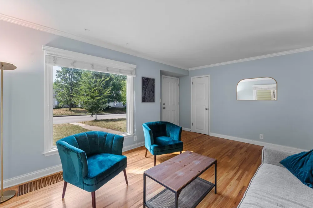 3043 Nevada Avenue S Saint Louis Park, MN 55426