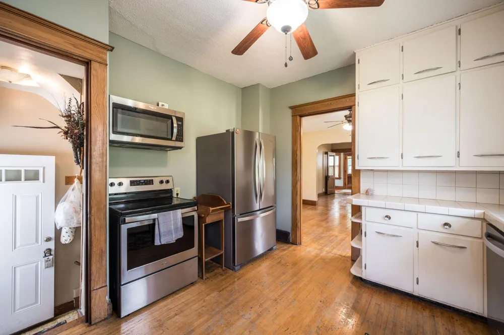 315 W 6th Street Blue Earth, MN 56013