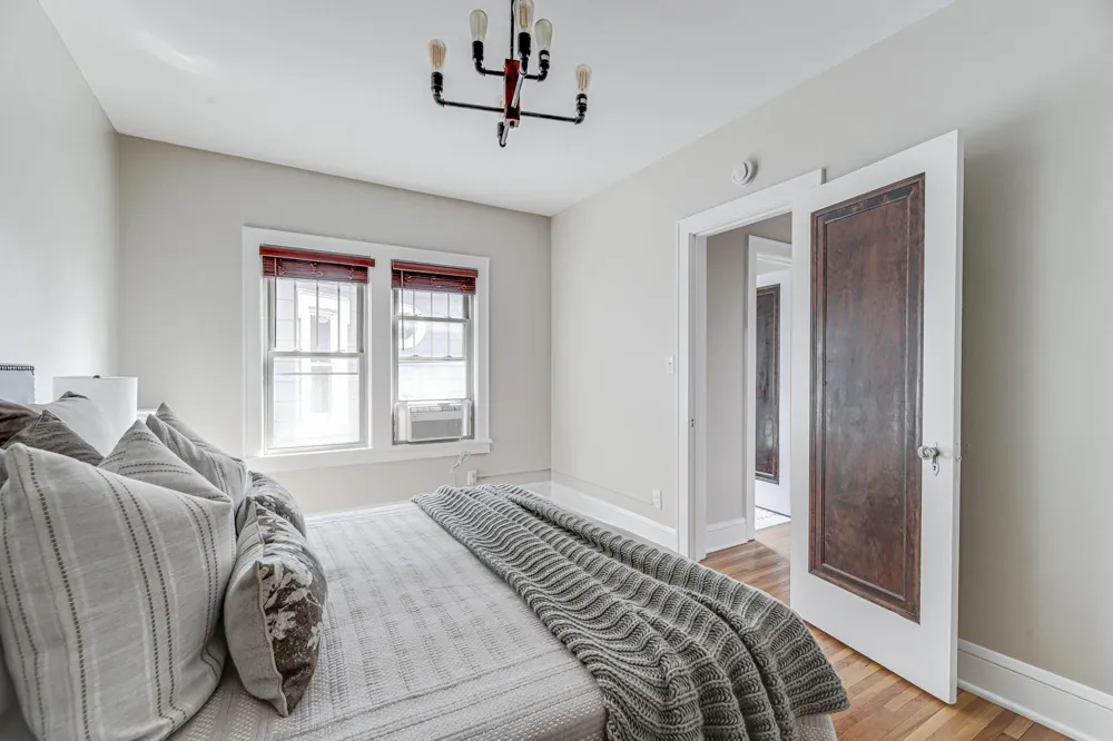1824 Elliot Avenue #207 Minneapolis, MN 55404