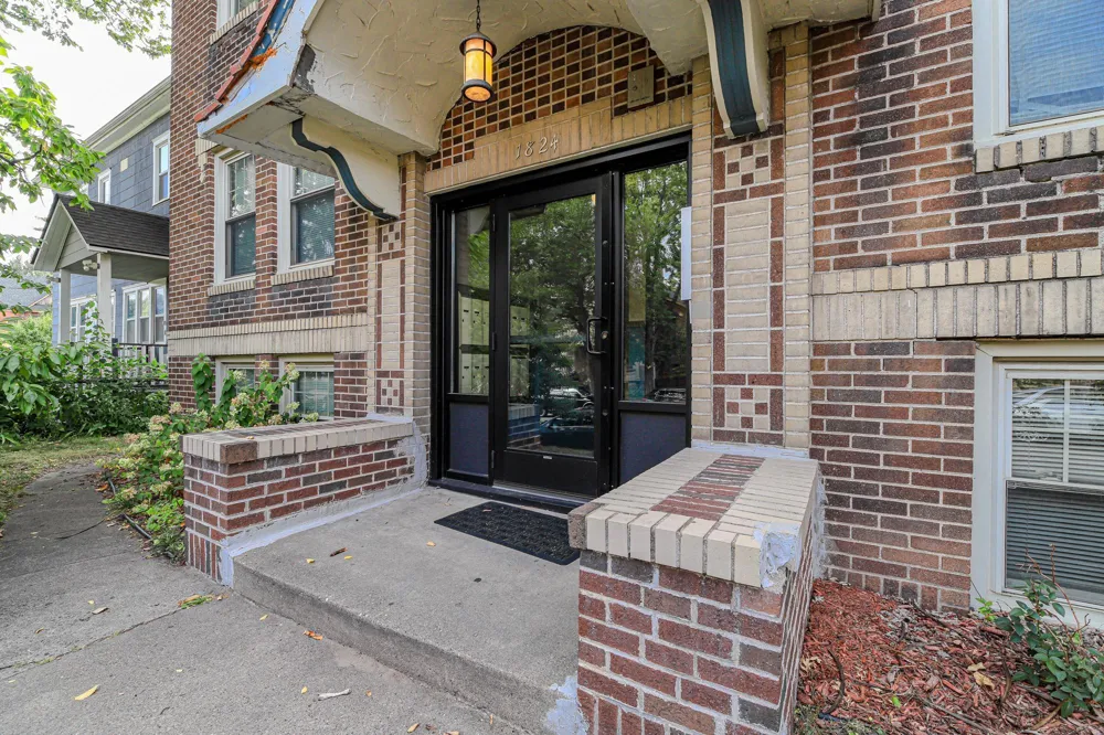 1824 Elliot Avenue #207 Minneapolis, MN 55404