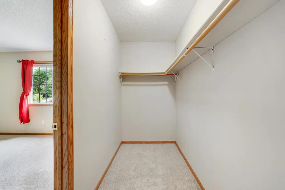 6159 Creek Line Drive Minnetonka, MN 55345