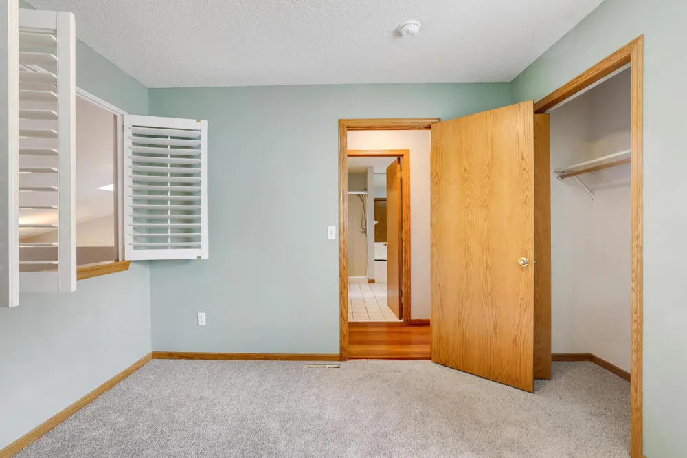 6159 Creek Line Drive Minnetonka, MN 55345