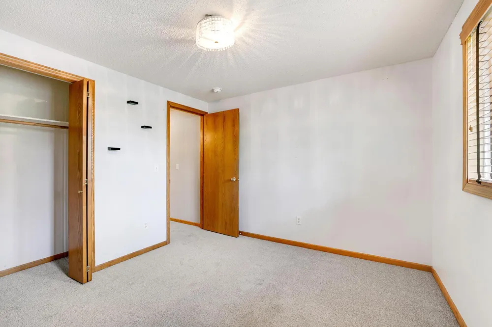 6159 Creek Line Drive Minnetonka, MN 55345