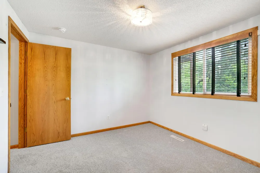 6159 Creek Line Drive Minnetonka, MN 55345