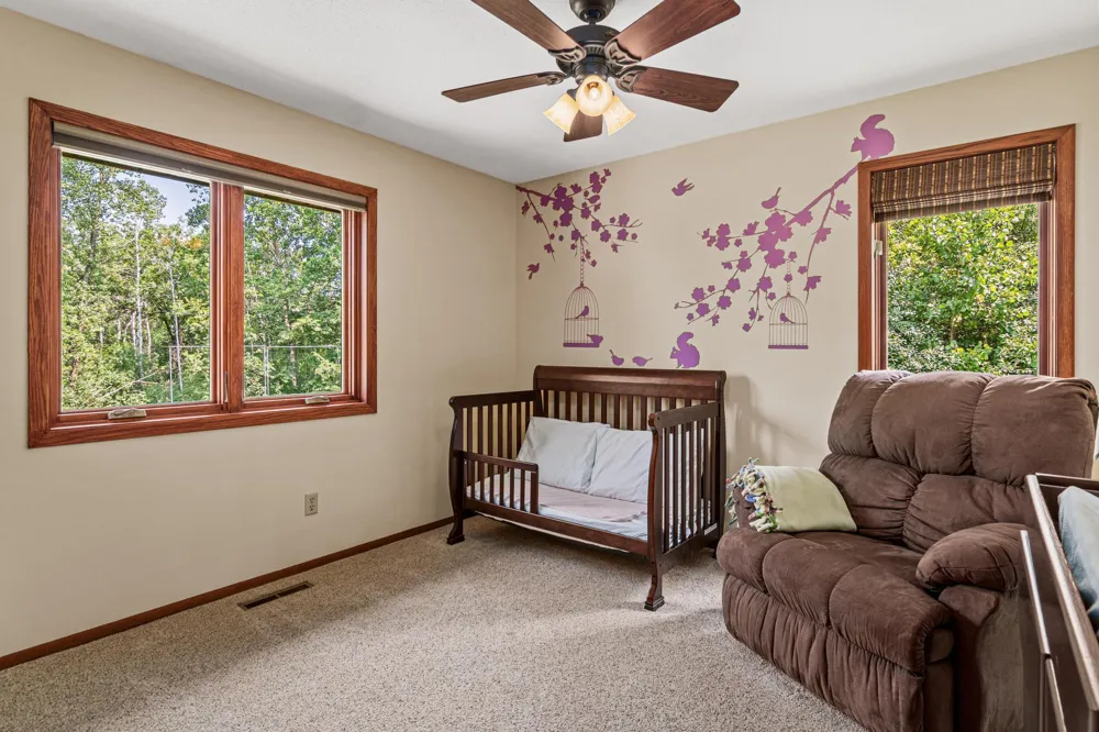2915 Bruce Court Inver Grove Heights, MN 55077