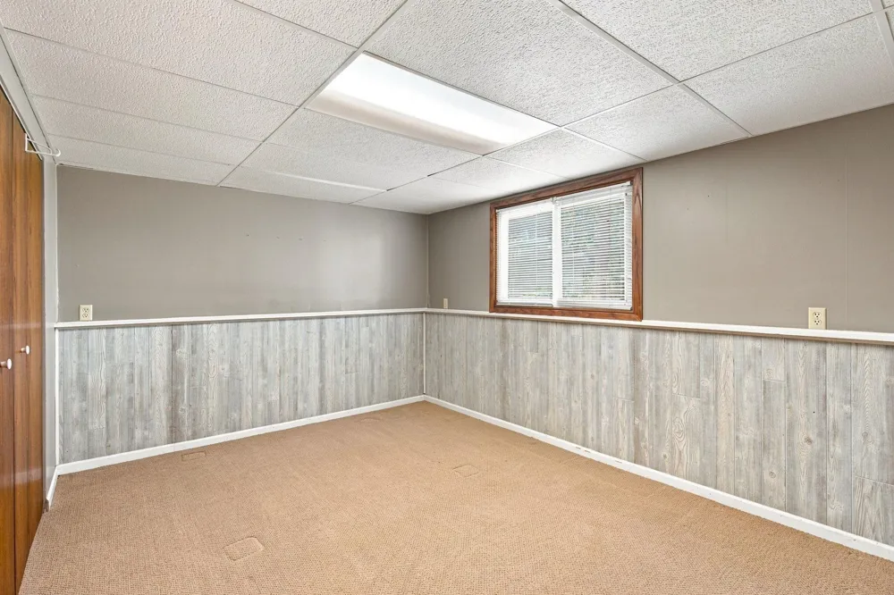 7565 Paul Road Woodbury, MN 55125