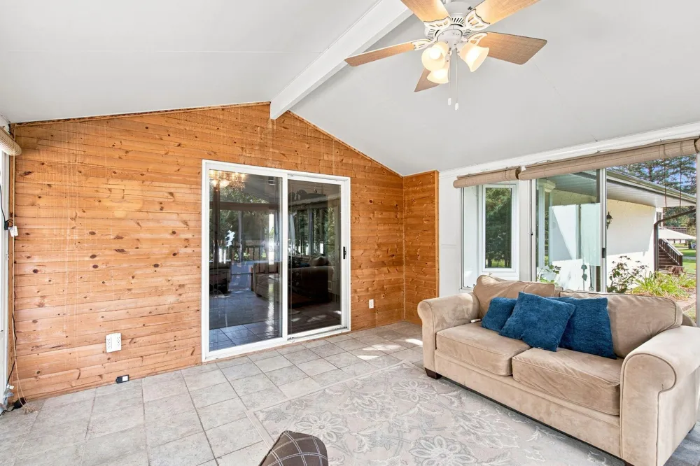 7565 Paul Road Woodbury, MN 55125