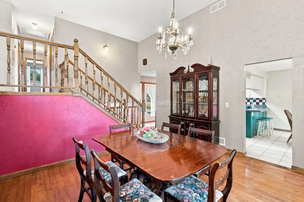 7565 Paul Road Woodbury, MN 55125