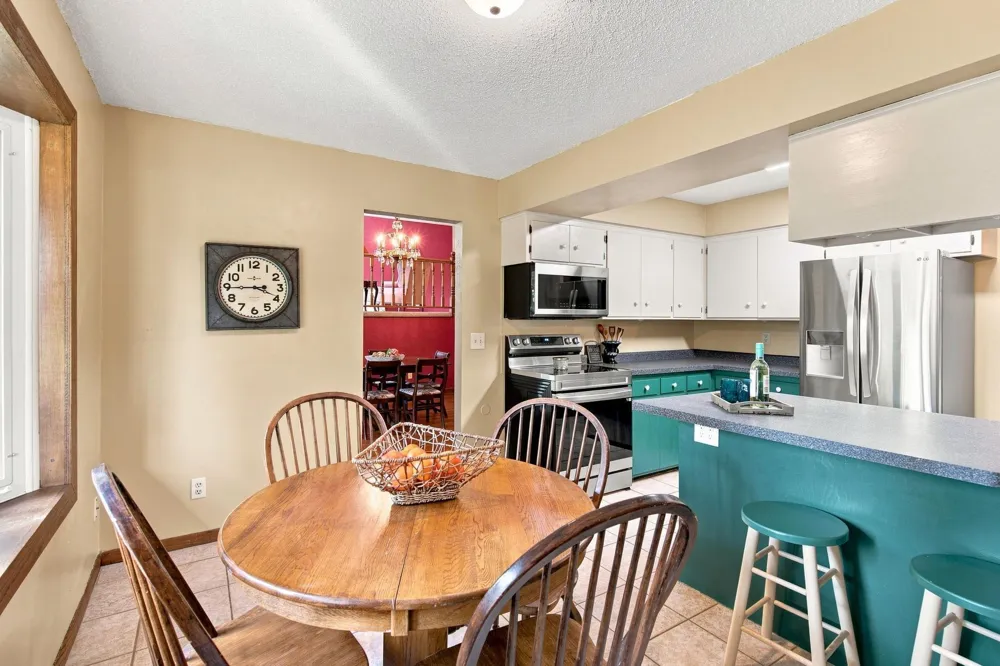 7565 Paul Road Woodbury, MN 55125