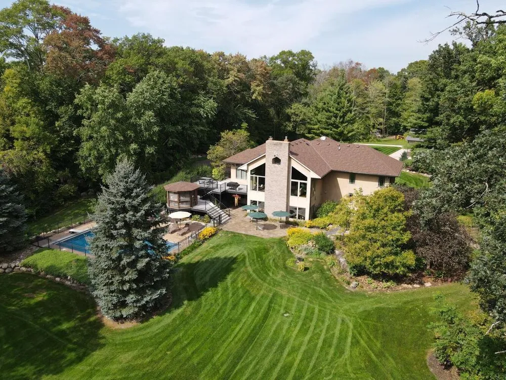 20025 Jeffrey Avenue Forest Lake, MN 55025