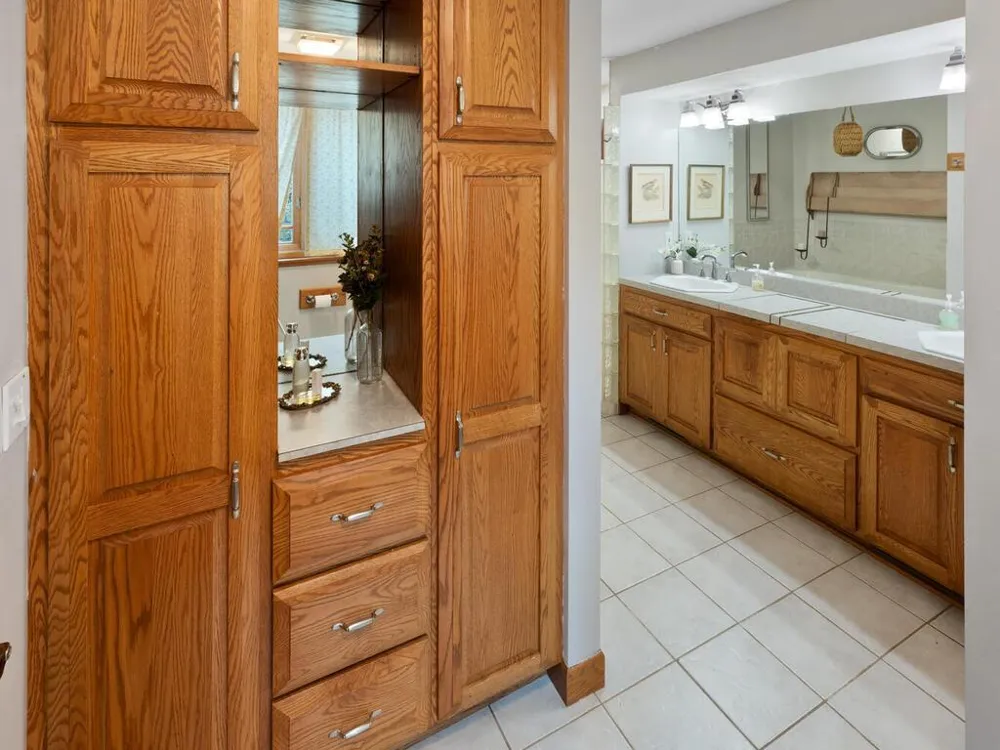 20025 Jeffrey Avenue Forest Lake, MN 55025