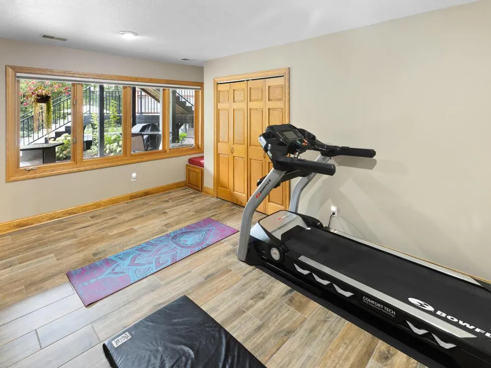 20025 Jeffrey Avenue Forest Lake, MN 55025