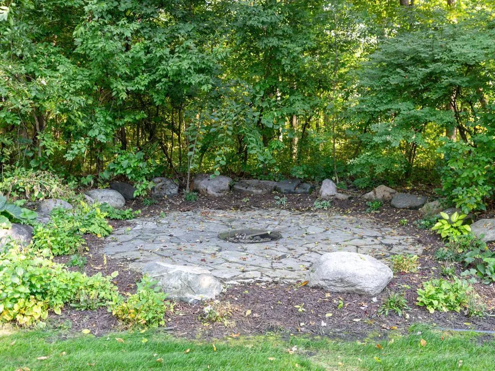 20025 Jeffrey Avenue Forest Lake, MN 55025