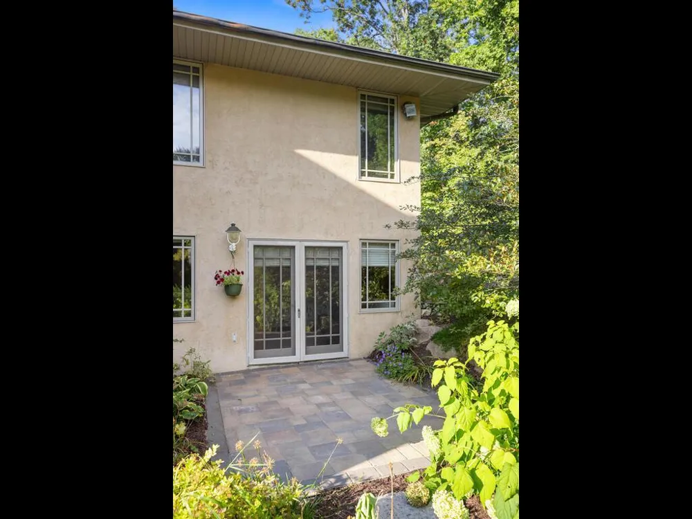 20025 Jeffrey Avenue Forest Lake, MN 55025